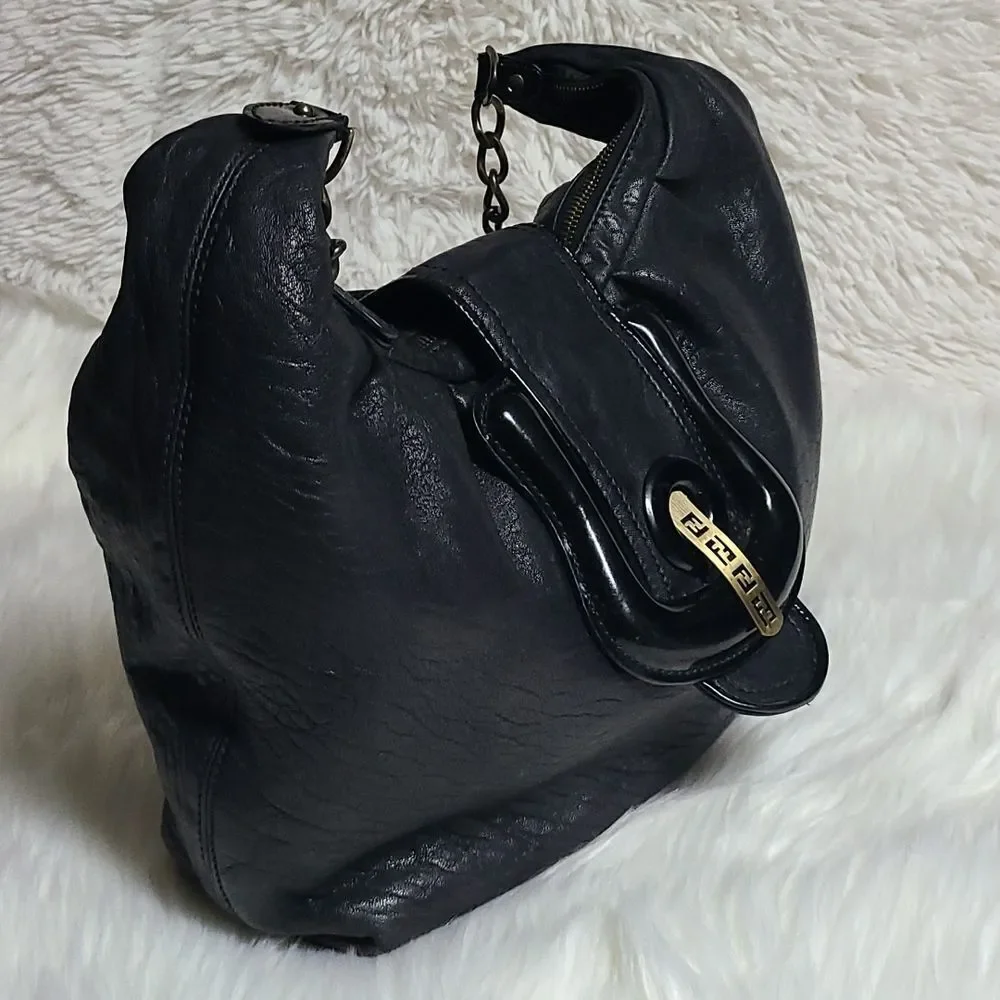 💯 Authentic Fendi Hobo Handbag 🍀 - Picture 4 of 17